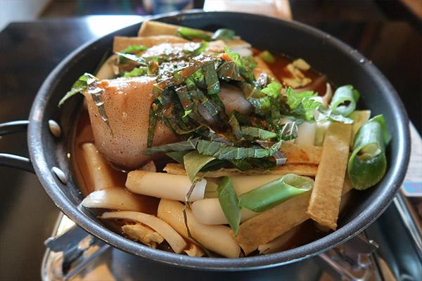 떡볶이 바다에 퐁당 <제주 서쪽 떡볶이 투어>