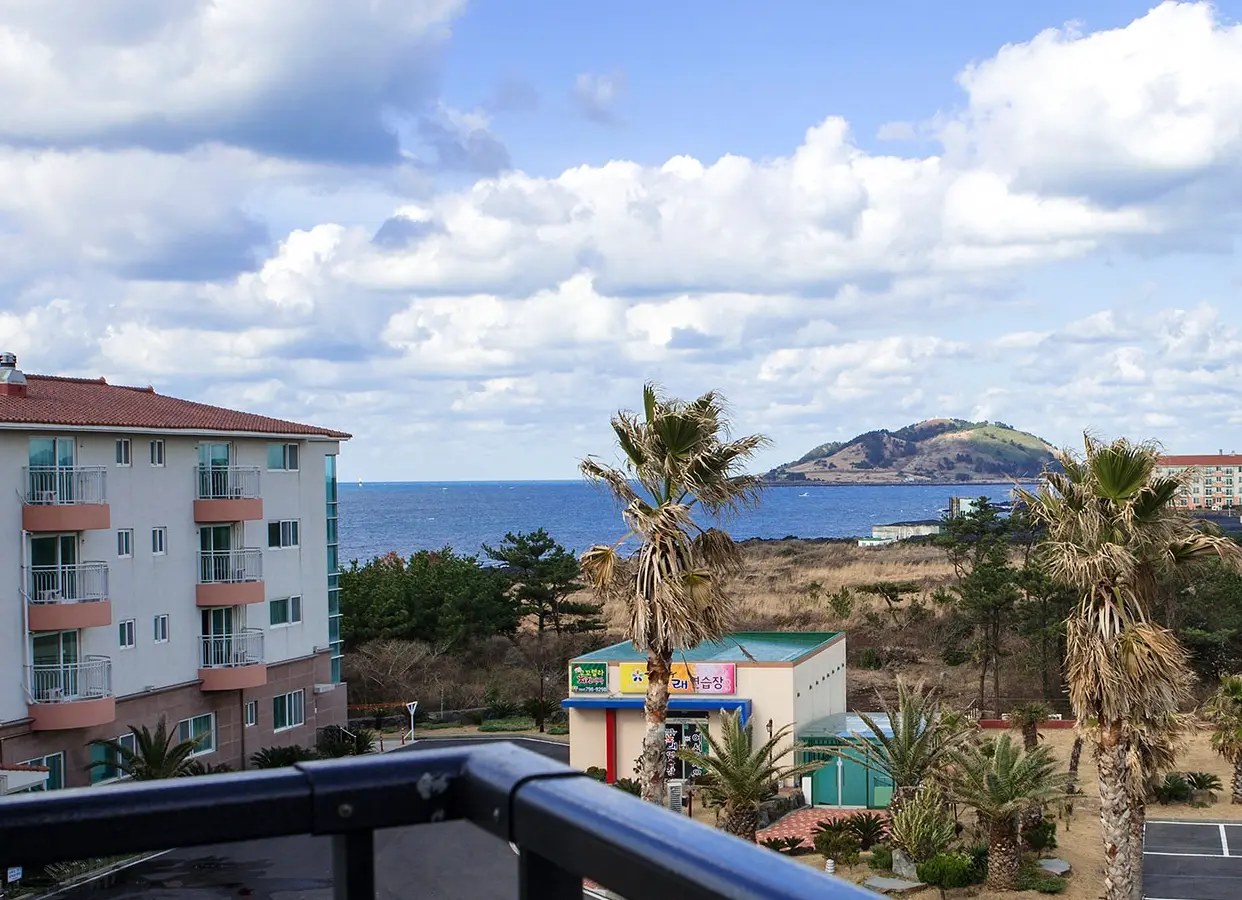 Blue Hawaii Resort exterior