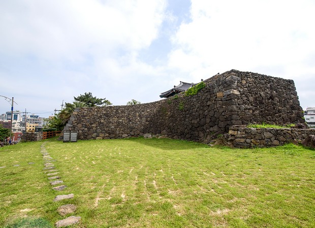 Jejuseongji Fortress