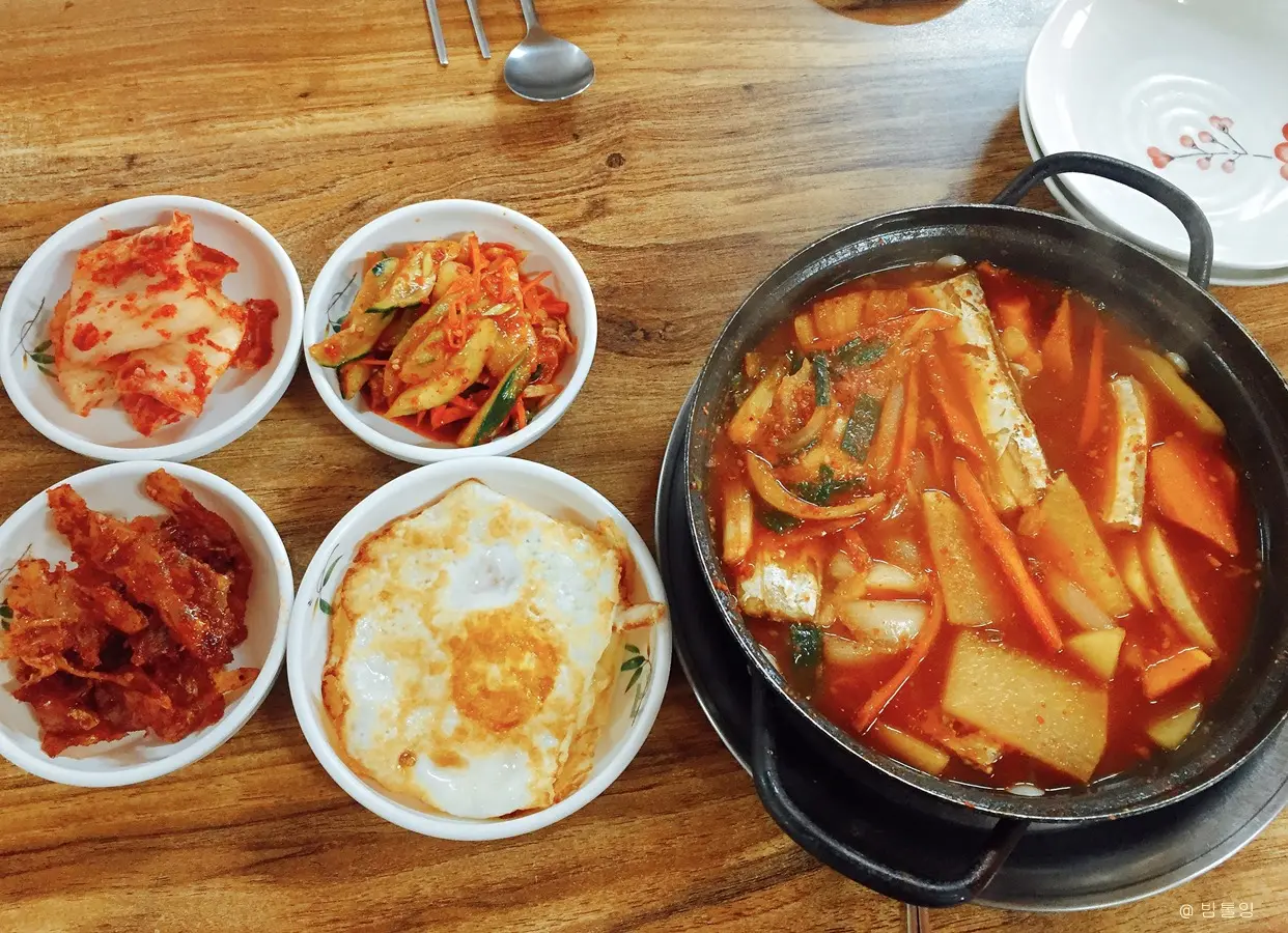 Seongsan Dungji Restaurant (둥지식당)