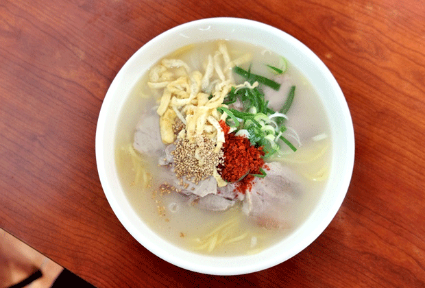 만세국수 삼성혈점