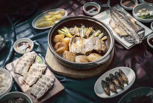 Jungmun Deomjang (중문덤장)