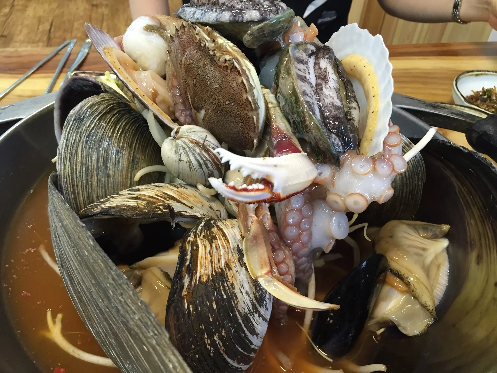 Samseonghyeol Seafood Stew (삼성혈해물탕)