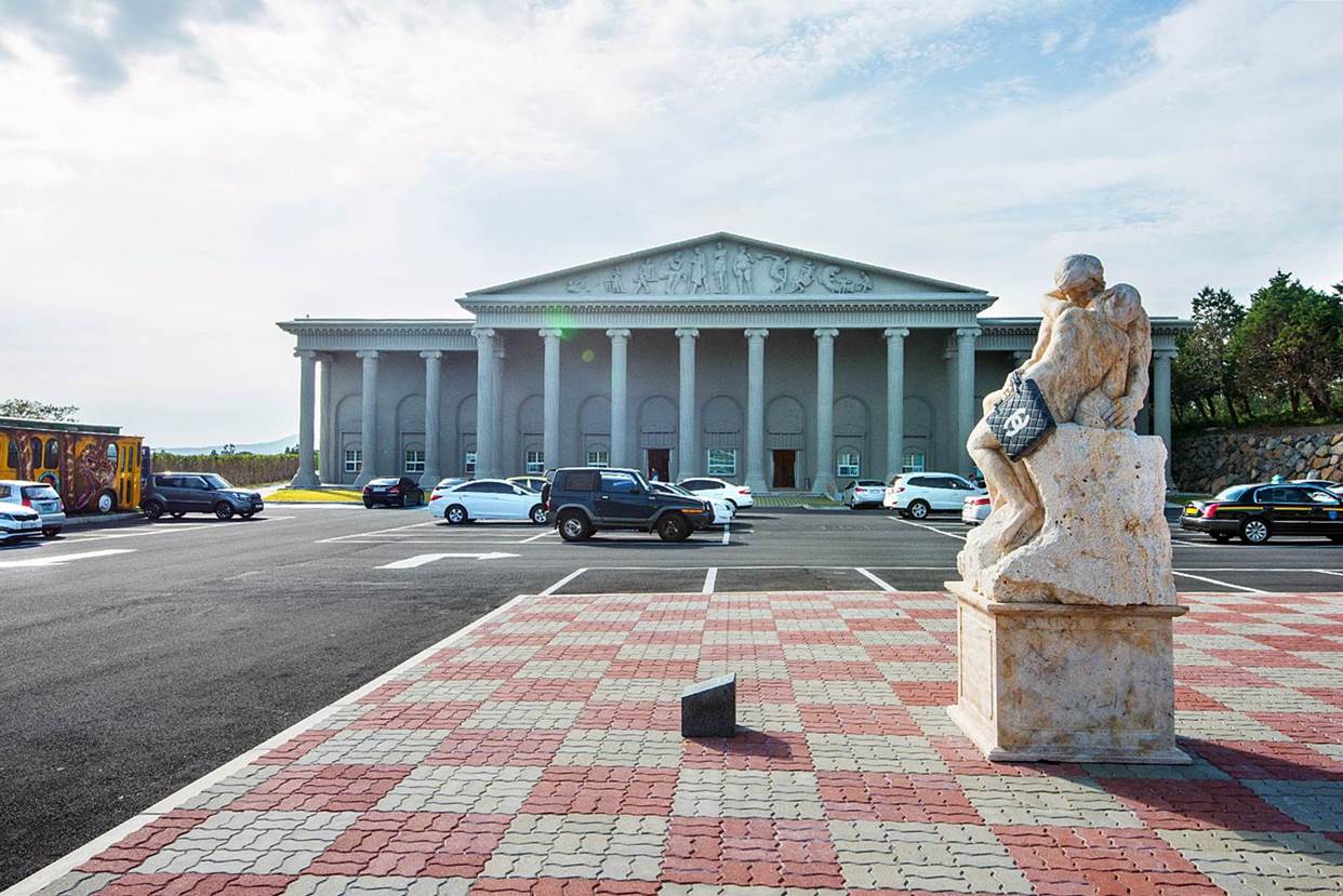 박물관은 살아있다