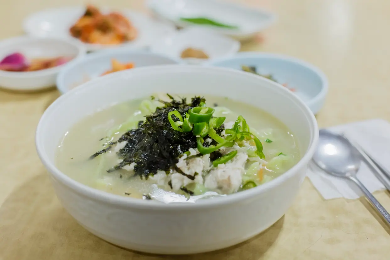 Daebak Noodles (대박국수)