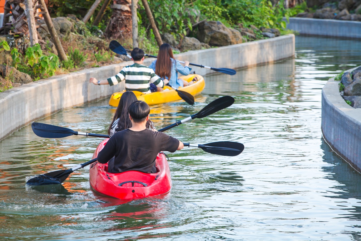 Healing Kayak Park Vicheolin