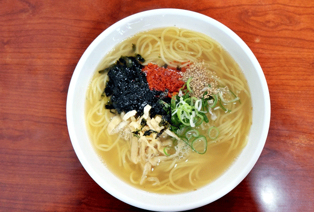 만세국수 삼성혈점