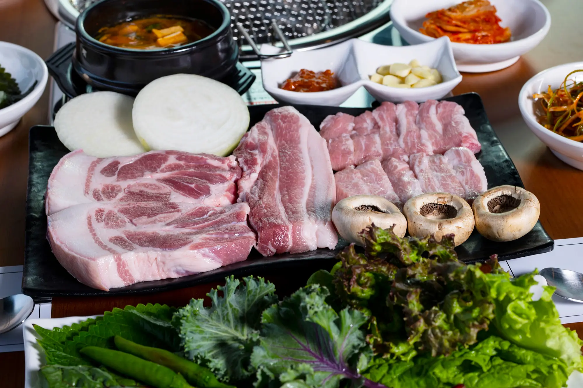 Hawonga Black Pig (하원가흑돼지)