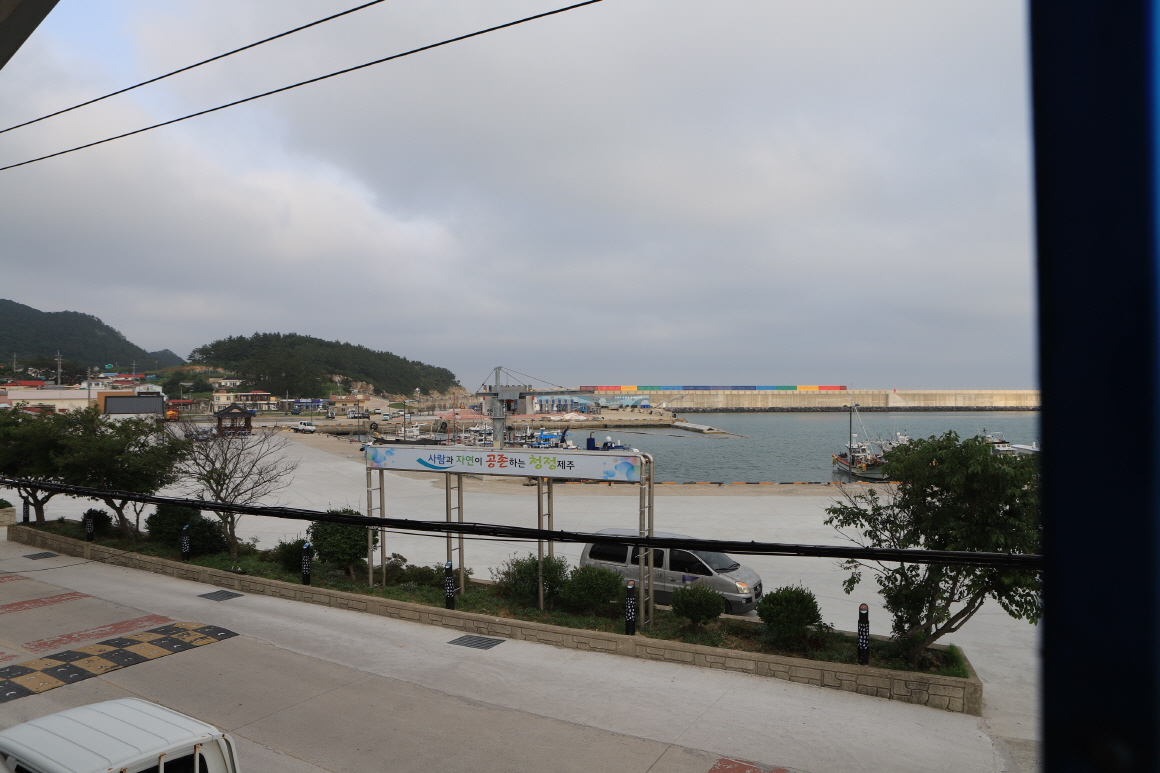 물돌이민박