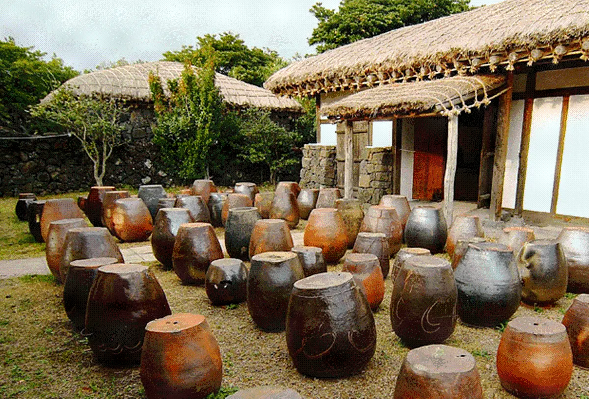 Jeju Folk Village