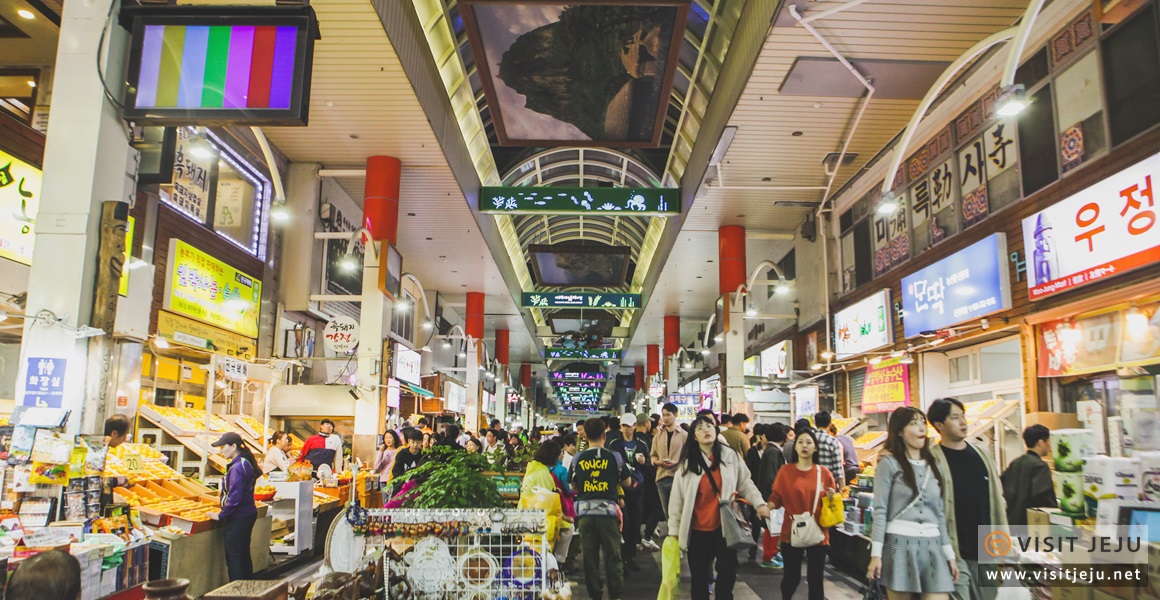 tinerari 3H/2M Yang Singkat & Cukup Lengkap <Keistimewaan Alam Semulajadi & Kebudayaan Jeju>