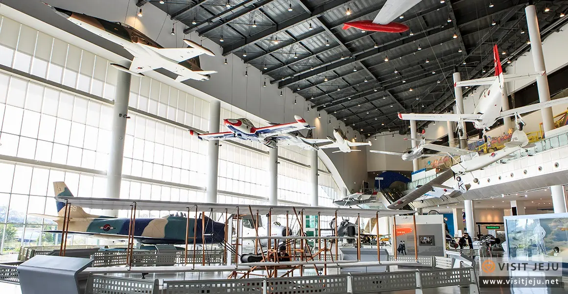 濟州航空宇宙博物館大型飛機展示廳真實實景
