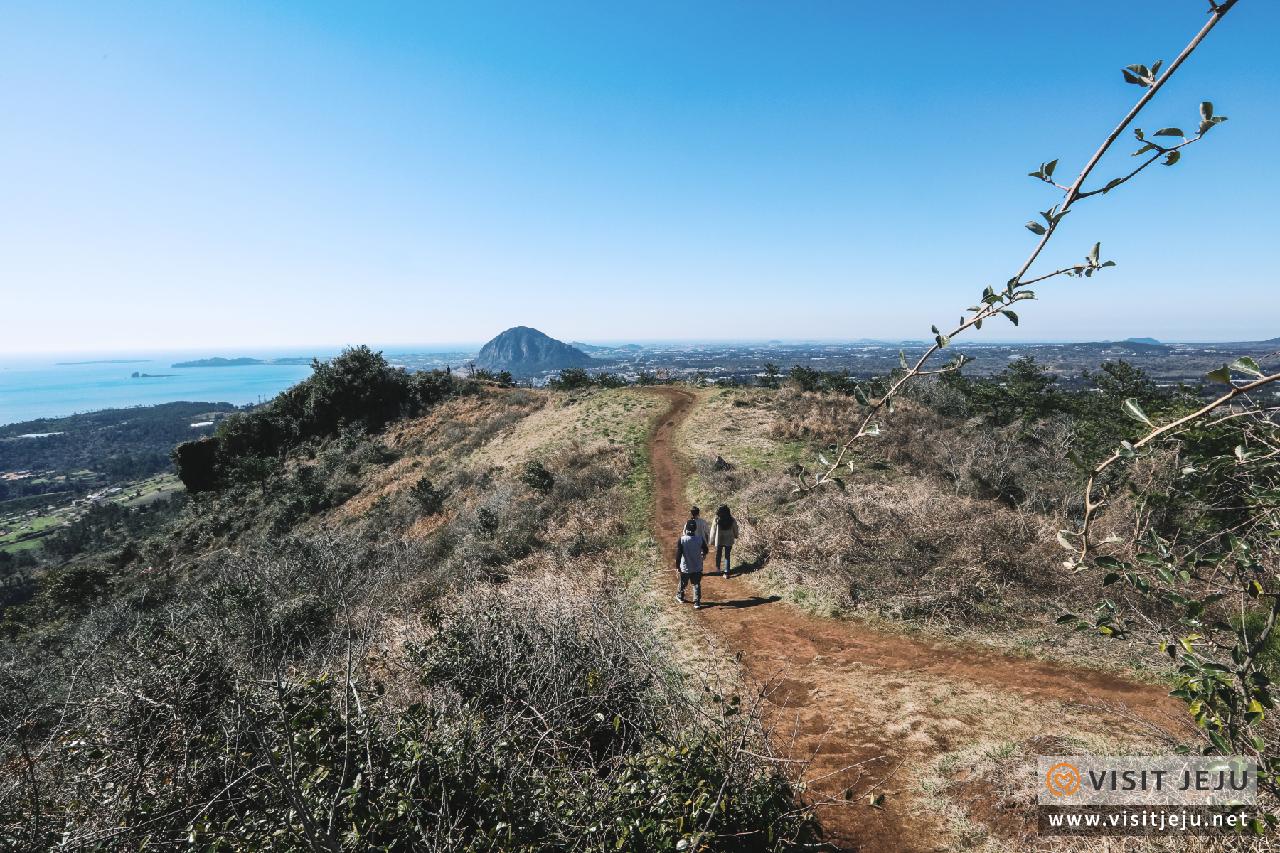 군산오름