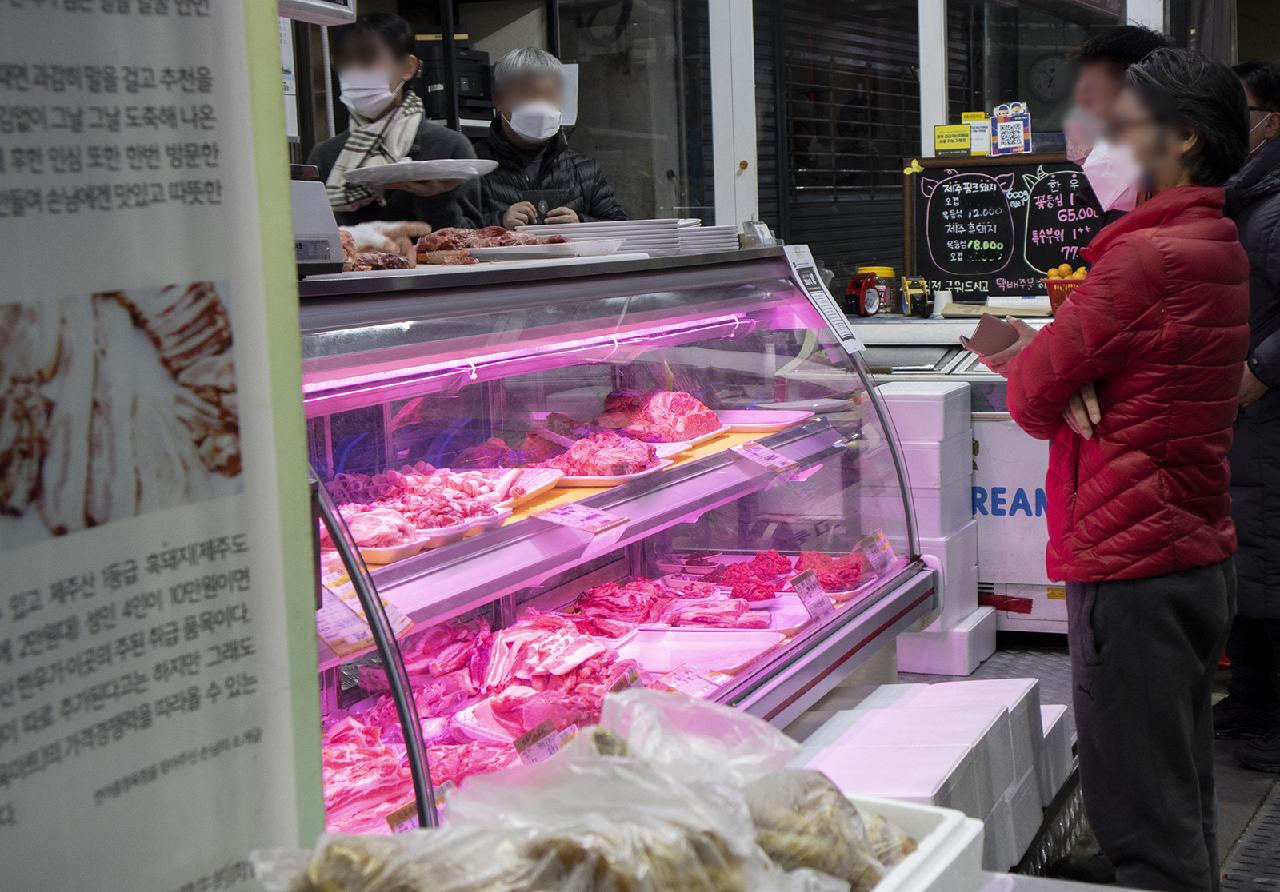 Exploring Jeju’s Traditional Markets