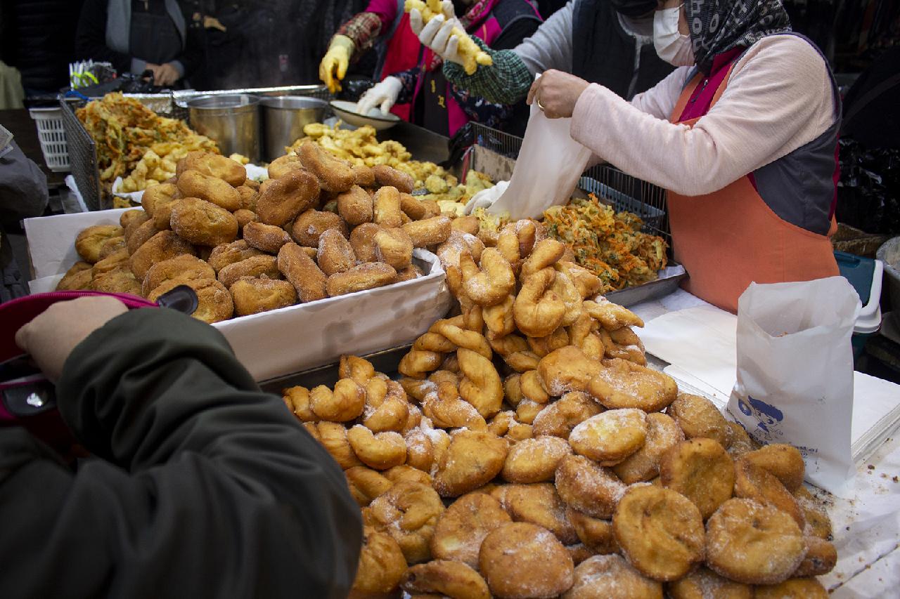 Exploring Jeju’s Traditional Markets