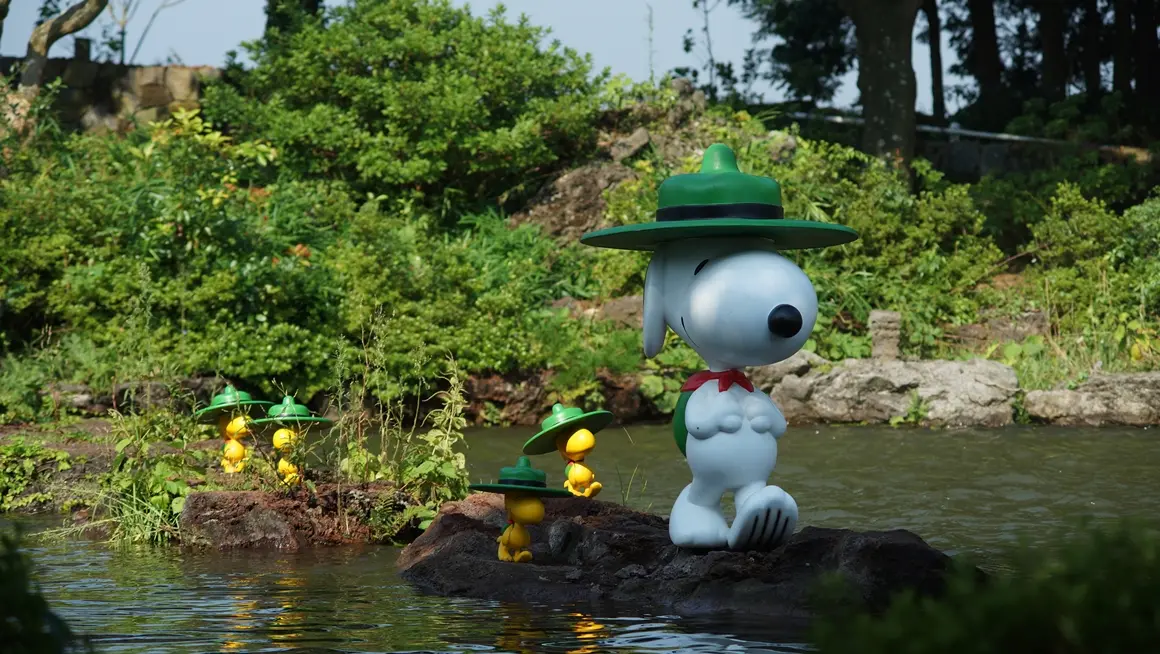 Snoopy Garden 戶外水景 Snoopy 童軍裝置實景