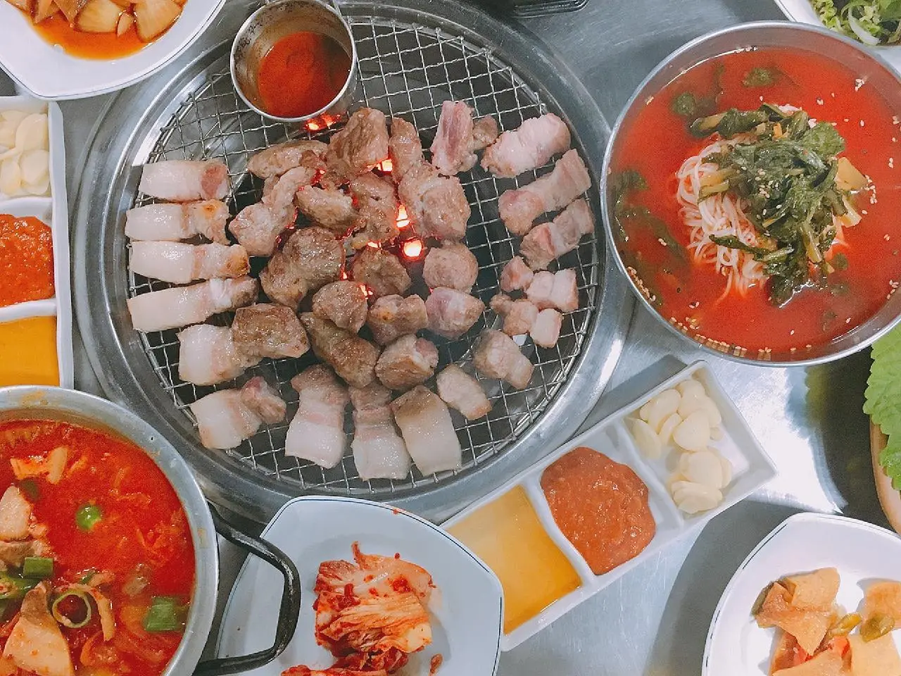 Bokja's Charcoal Grill (복자씨연탄구이)