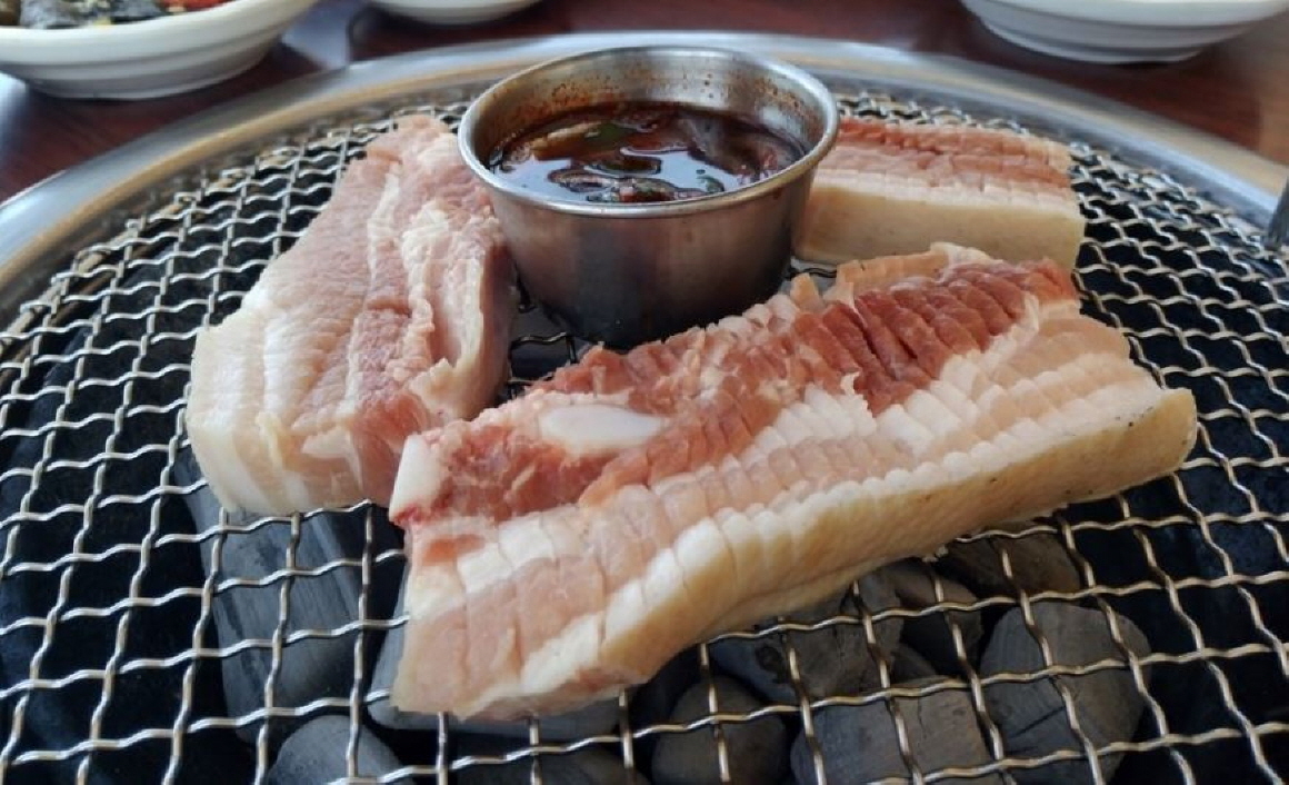 늘봄흑돼지