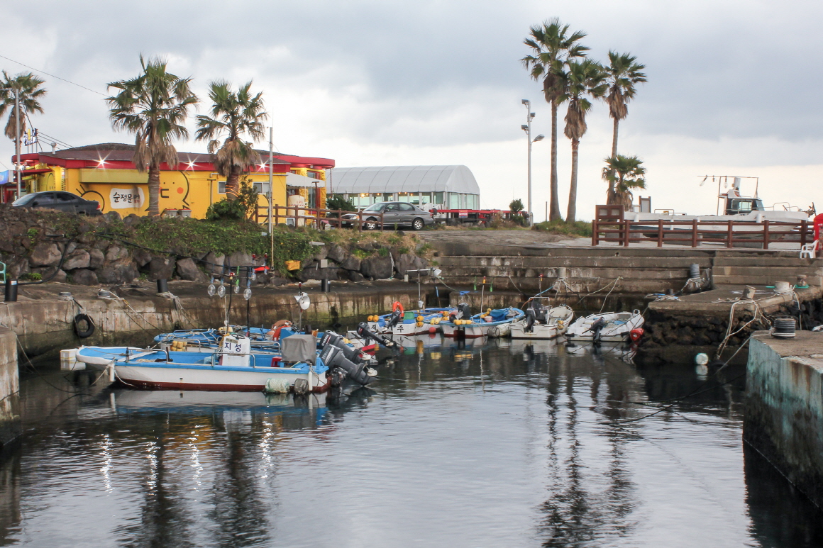 다끄네포구(용담포구)