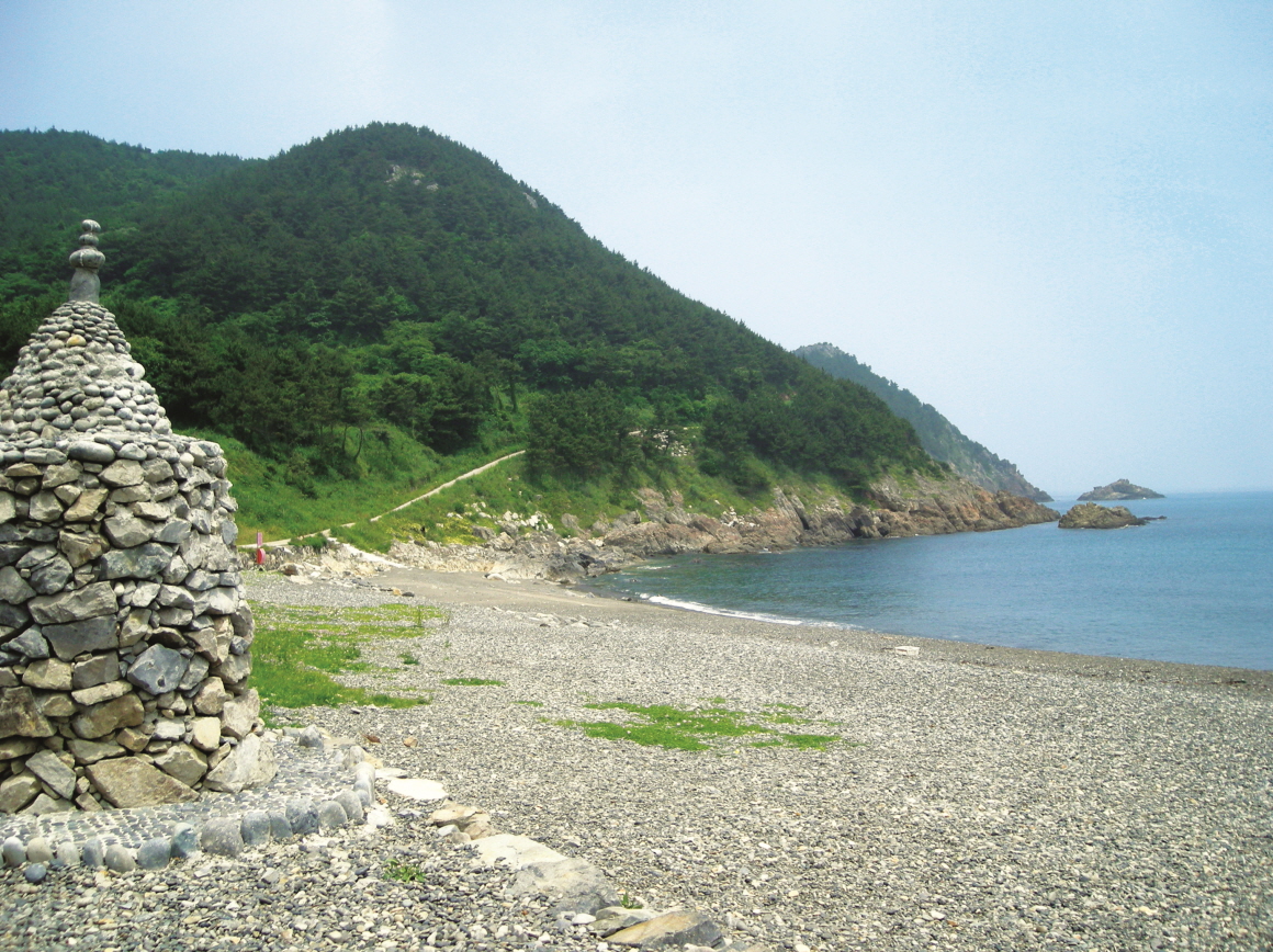 모진이몽돌해변