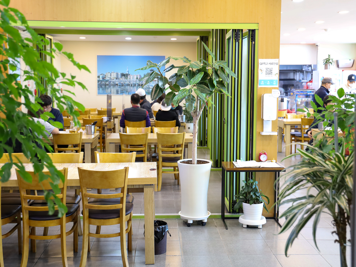 명태명가 내부전경