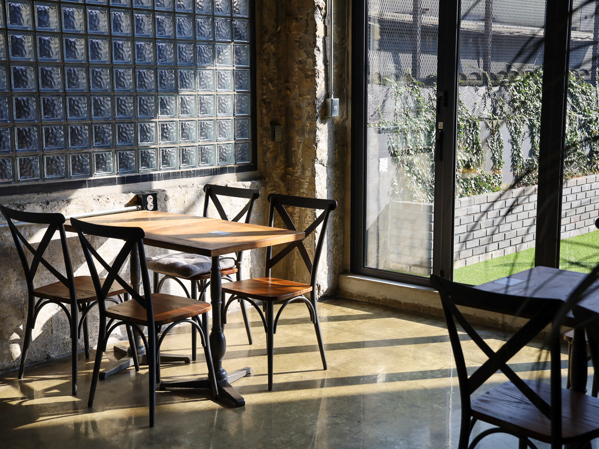 델문도로스터스 내부전경