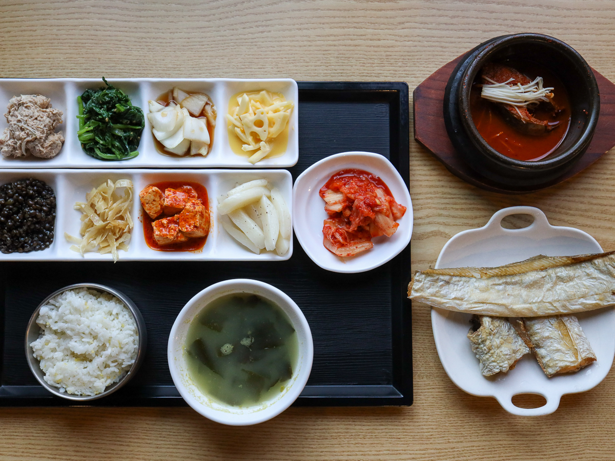 식과함께 음식