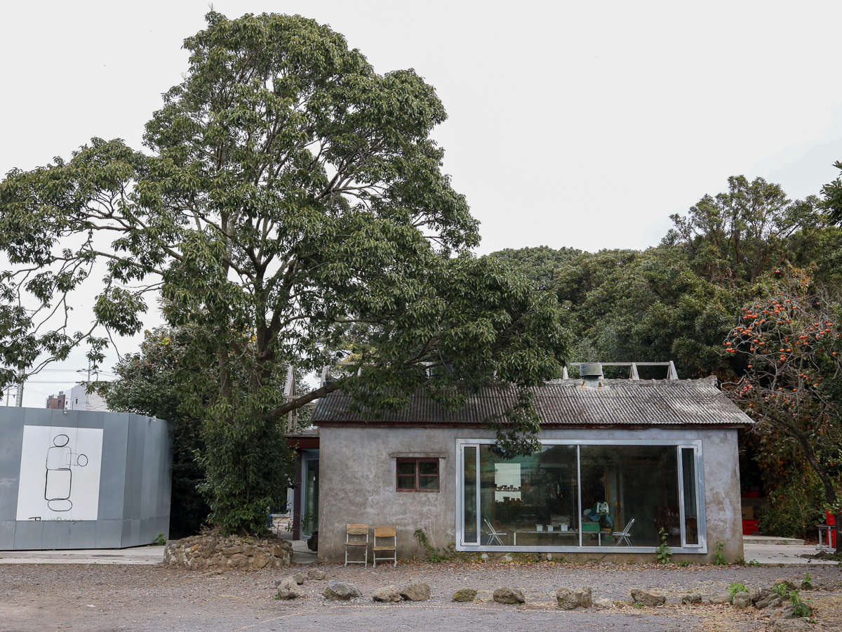 풀베개 외부전경