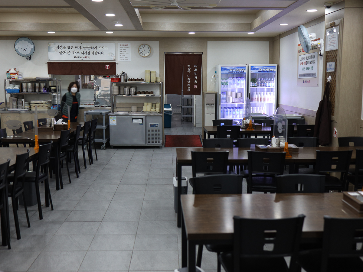 대춘해장국 노형점 내부전경