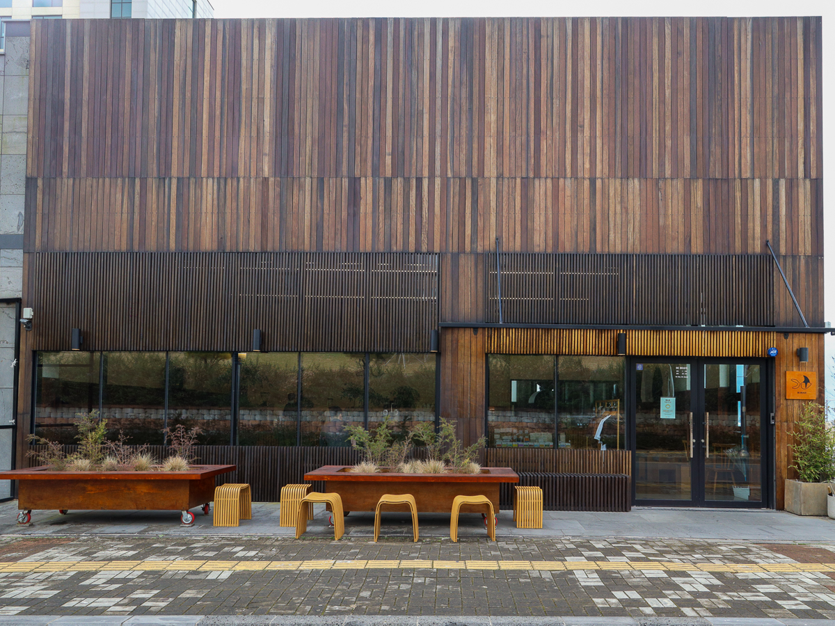 비브레이브커피로스터스 외부전경