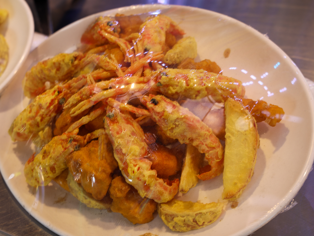 마농오메기통닭마농문어통닭 음식