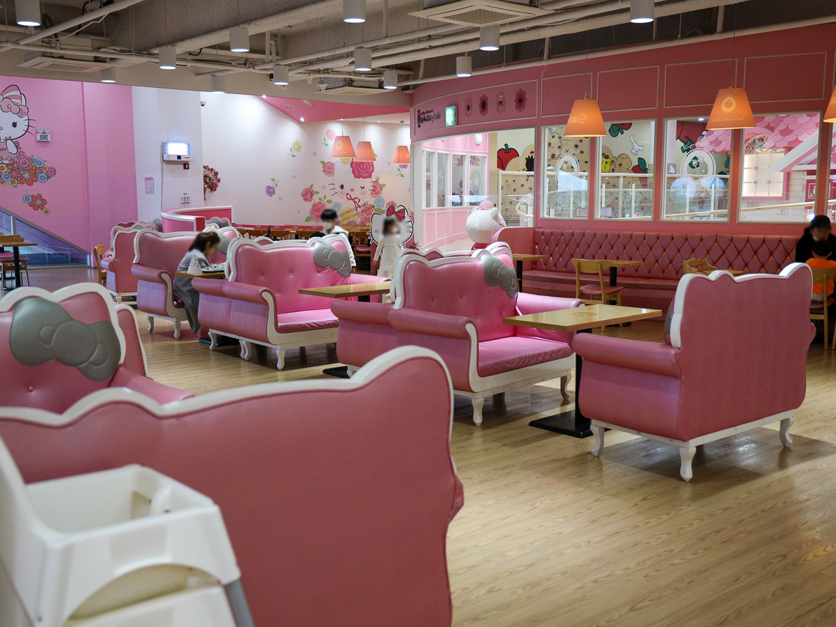 헬로키티아일랜드카페 내부전경