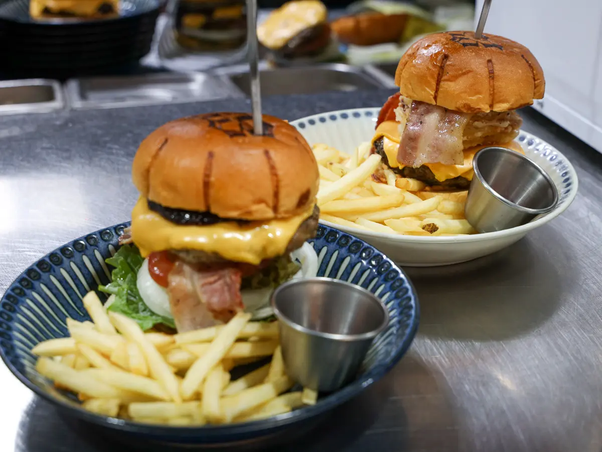 88 Burger (88버거)