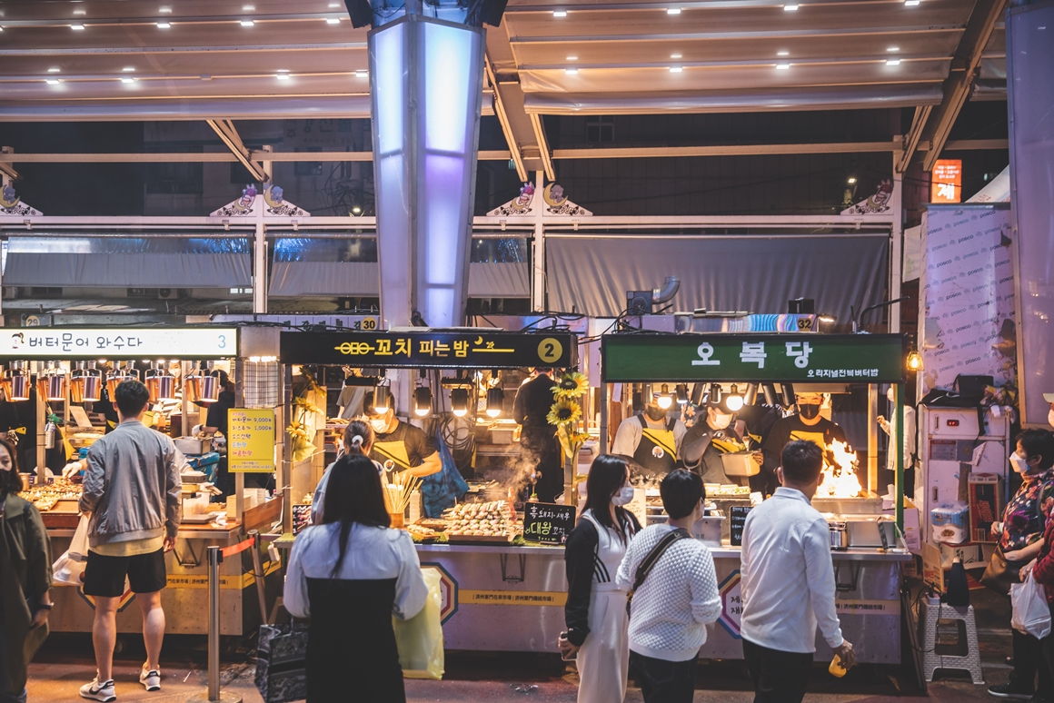 SHOPPING IN JEJU