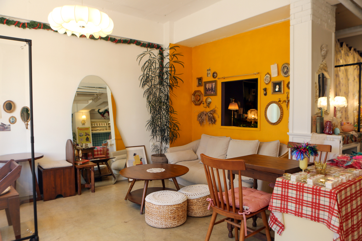 촐리케이크 내부전경