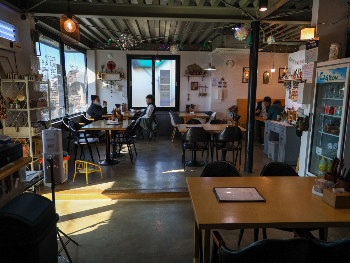 협재신국수 내부전경2