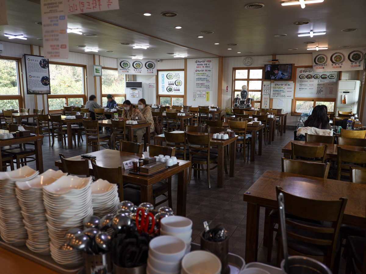 앙끄레국수 내부전경