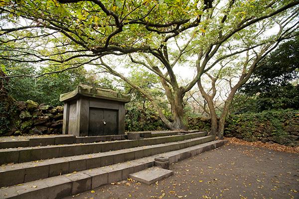 소원 비는 중산간 마을 <신(神)들의 고향, 송당리>
