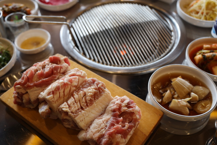 돈이랑 서귀포점