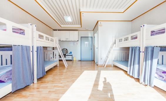 핫플게스트하우스