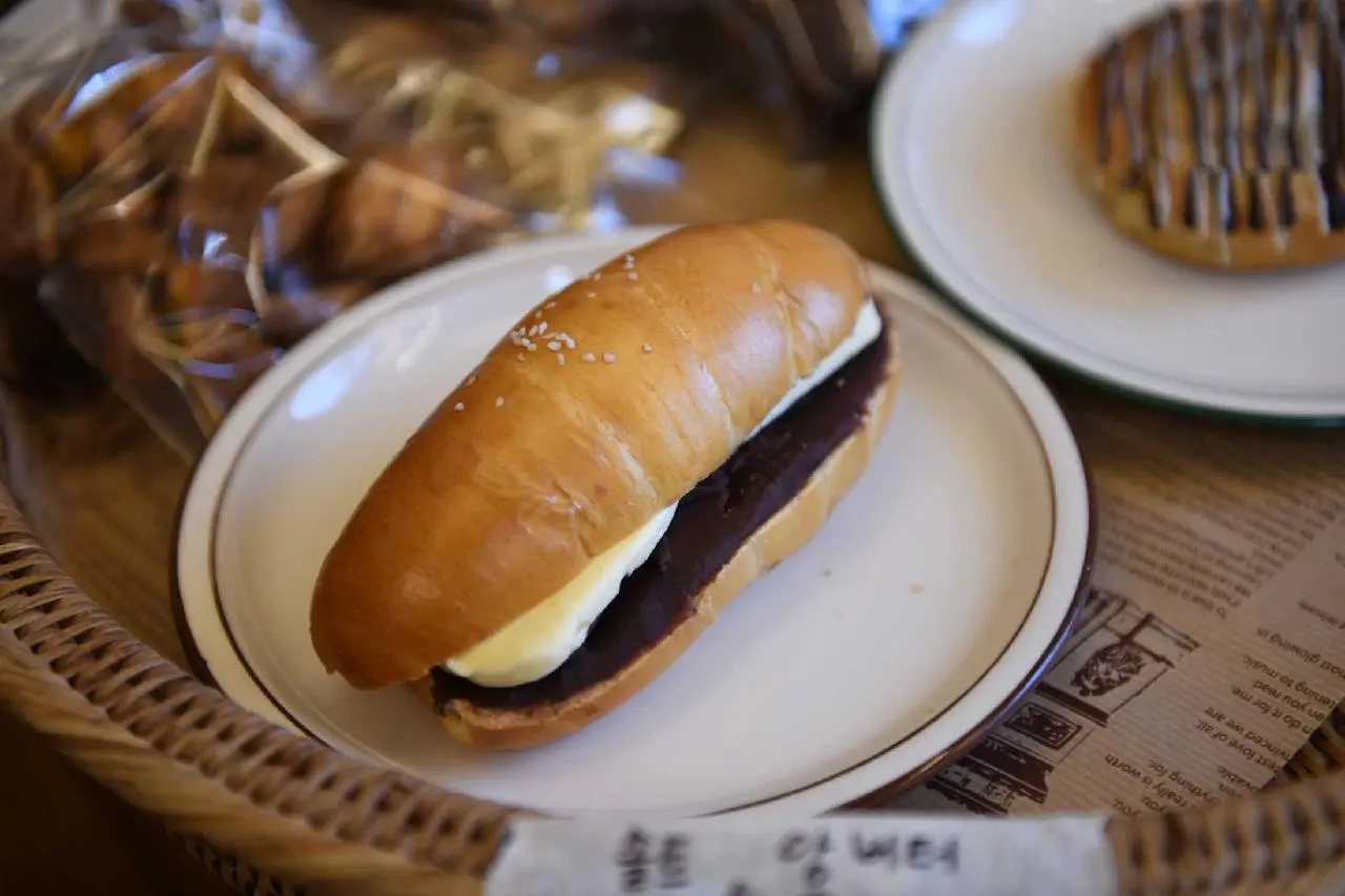 Nandal Cafe (난달카페)