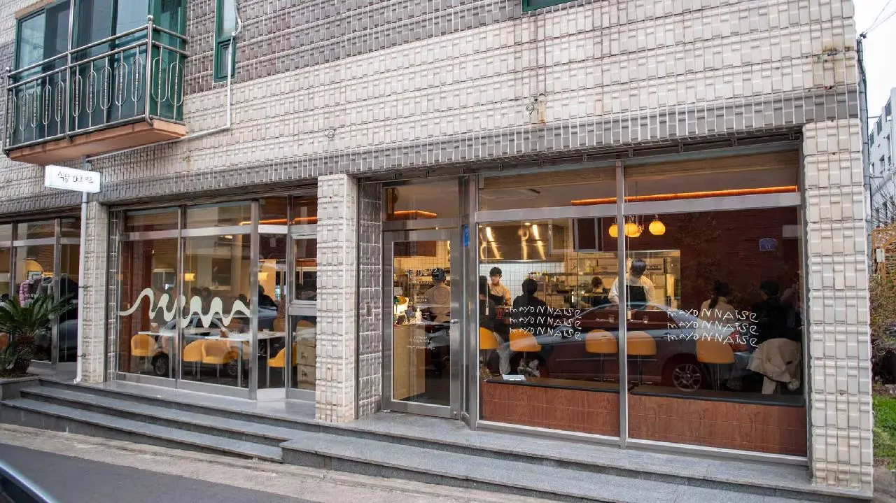 Restaurant mayonnaise (식당마요네즈)