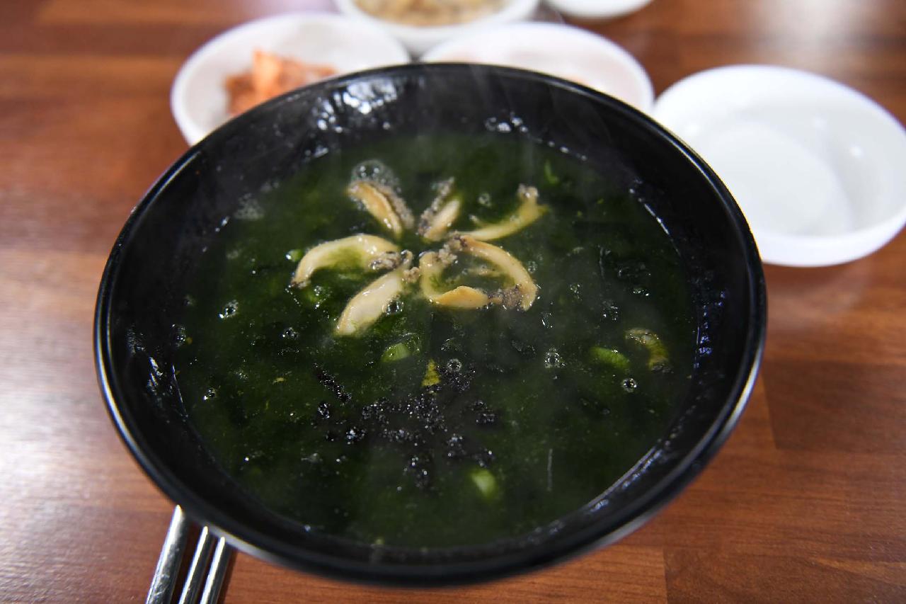 중문보말칼국수