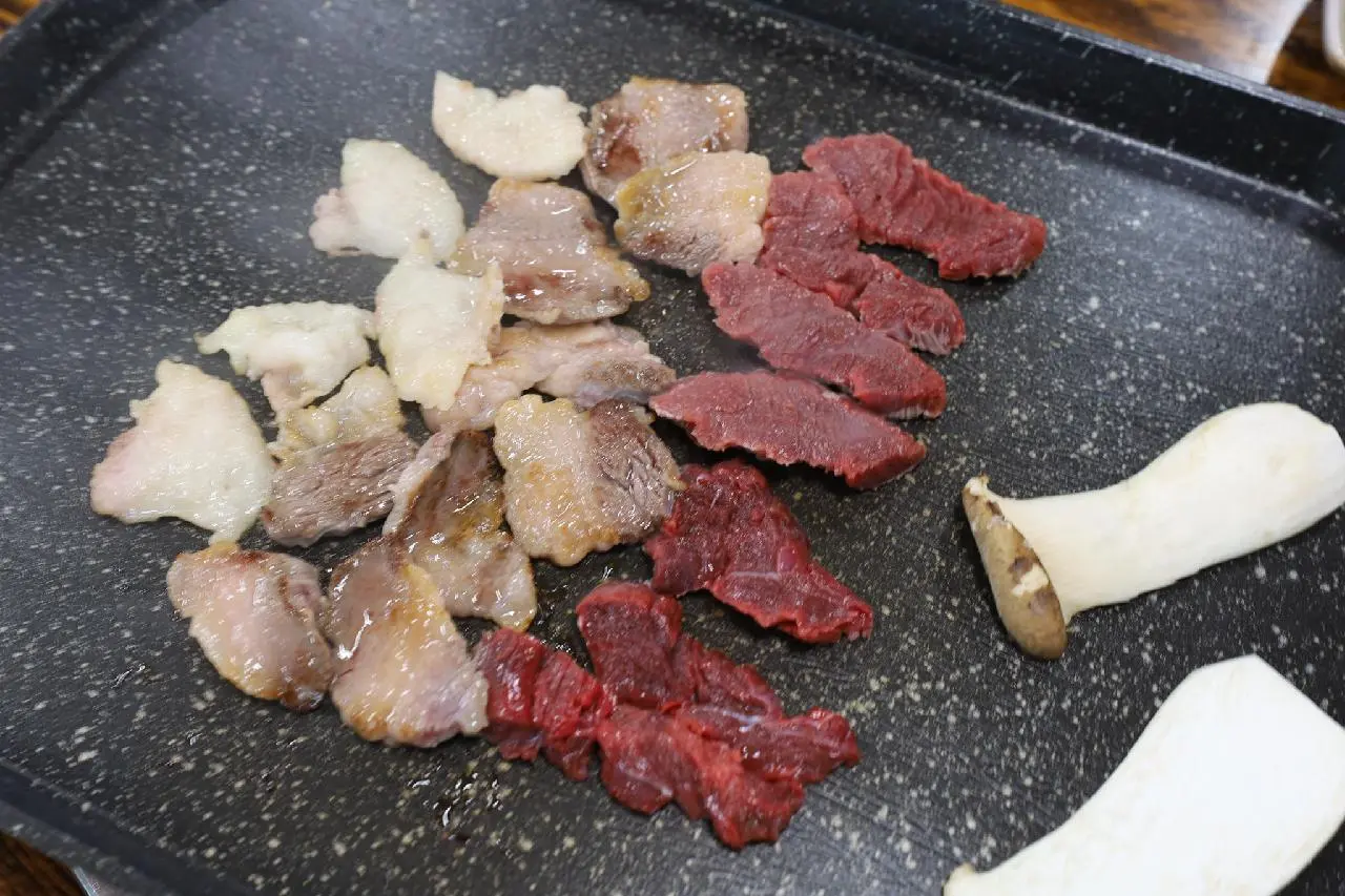 Seogwipo Wooden Horse (서귀포목마)