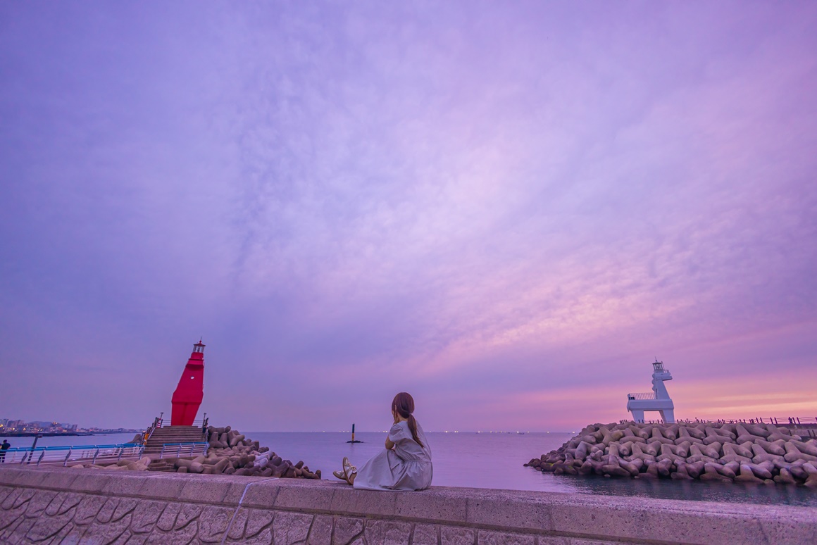 전통과 현재가 어우러진 <이호 해변 즐기기> 