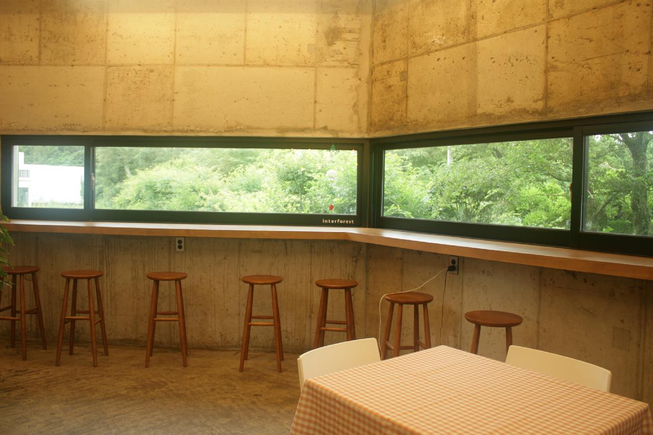 인터포레스트-1