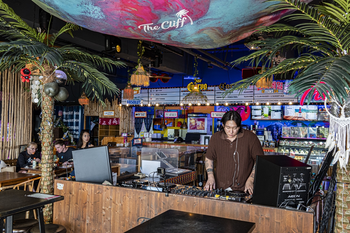 지구별 MBTI 여행자 <P 인식형의 아주 사적인 제주 여행!>