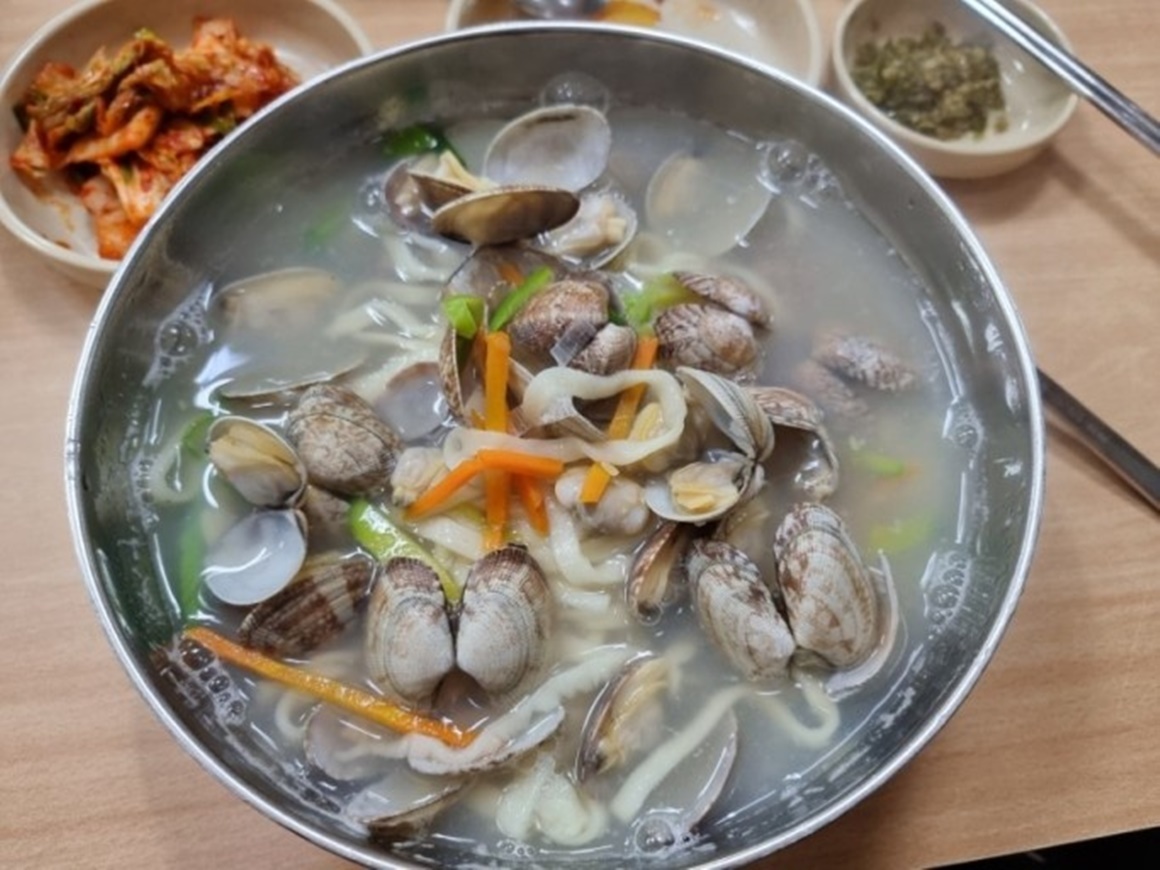 탐나칼국수
