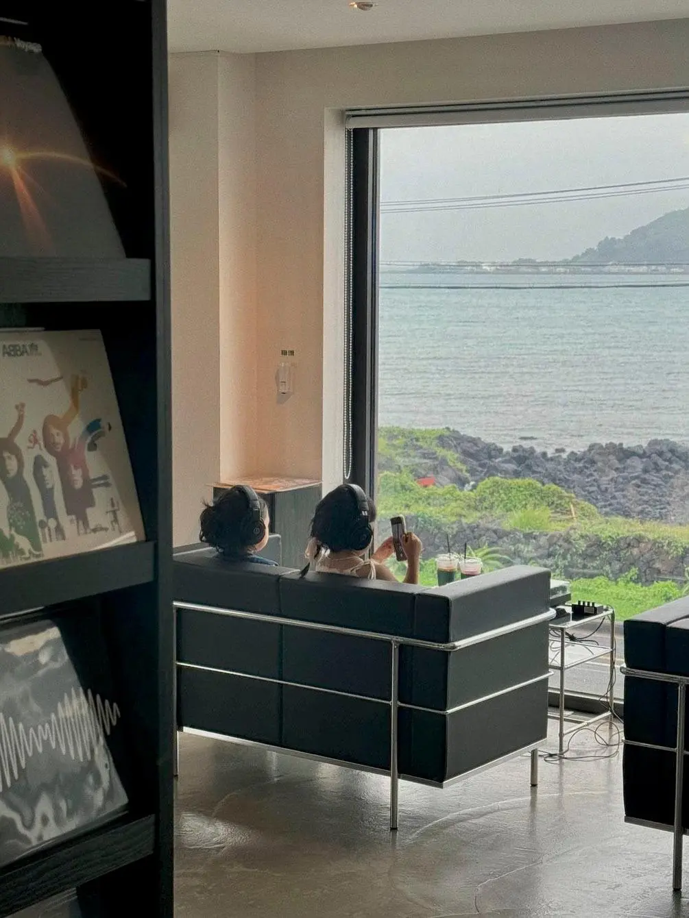 Vinyl Jeju (바이닐 제주)