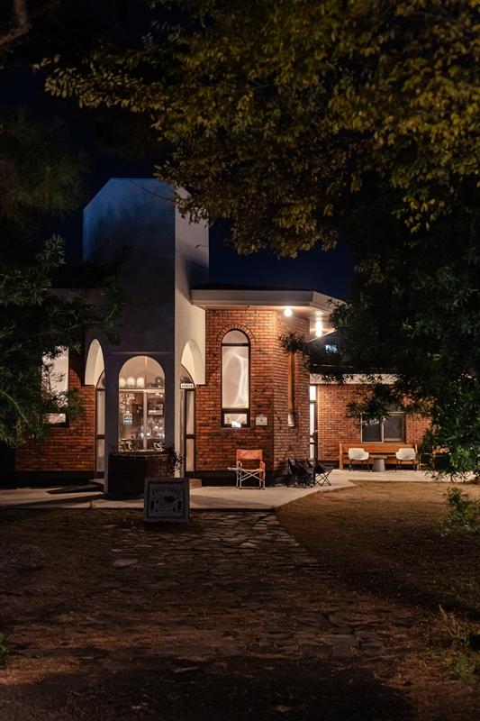 사진 스폿을 가진 카페 Best 3  <사진 스폿을 가진 카페>